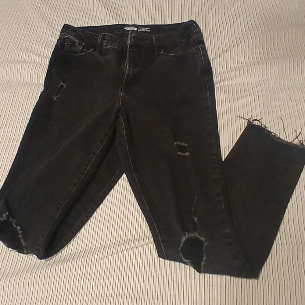 Distressed High Rise Skinny Jeans 👖